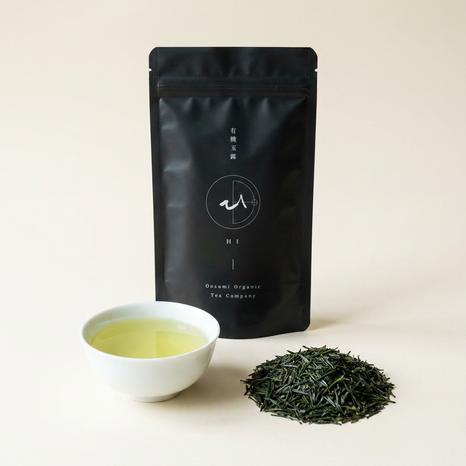 有機玉露「ひ」— パッケージ、淹れた一杯と茶葉。